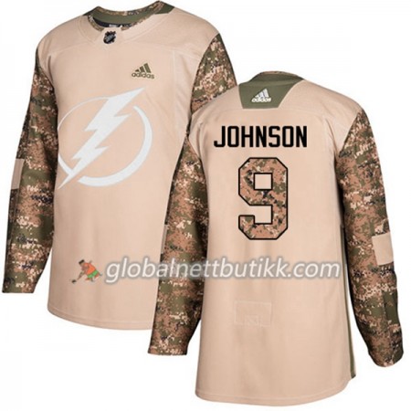 Tampa Bay Lightning Hockeydrakt Tyler Johnson 9 2017-2018 Camo Veterans Day Practice Adidas Authentic - Herre